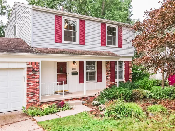 2308 Groesbeck Ave, Lansing, MI 48912