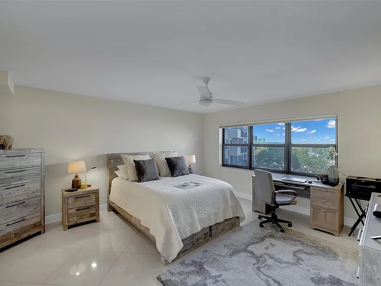 5100 N Ocean Blvd #602 — Photo 16