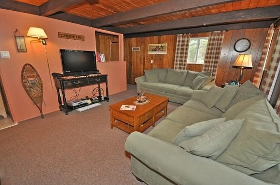 3rd image of 40 Langdorf St