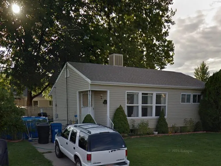 4640 S 475 W — Photo 2