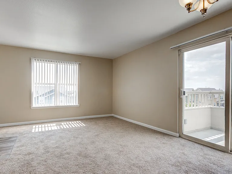 Belle Creek Apartments — Photo 16