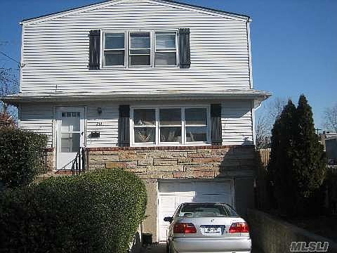 1st image of 261 Greengrove Ave