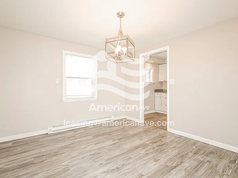 1083668_006_dining_room_13810557.jpg
