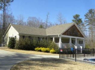236 Poppyfield Farm Dr, Good Hope, GA 30641