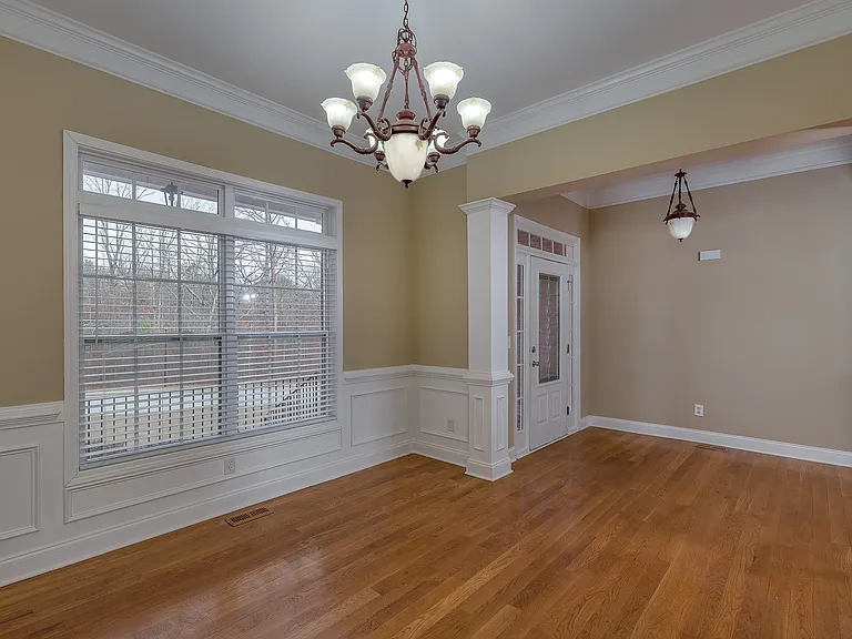 8675 Copperridge Dr — Photo 6