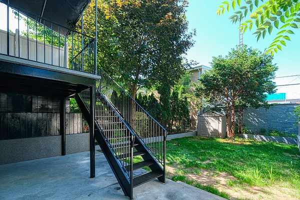 Rented by Tyler Vincent Real Estate Inc | media 17