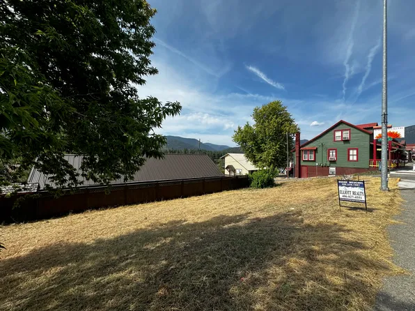 109 Pearl St, Thompson Falls, MT 59873