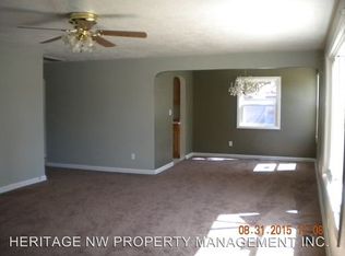 311 W D St, Lebanon, OR 97355