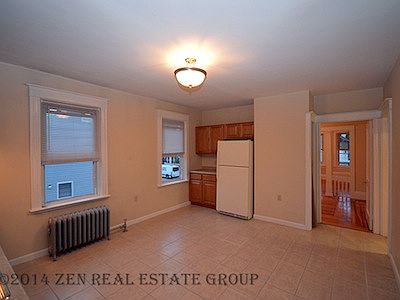 2nd image of 50 Ivy St #2