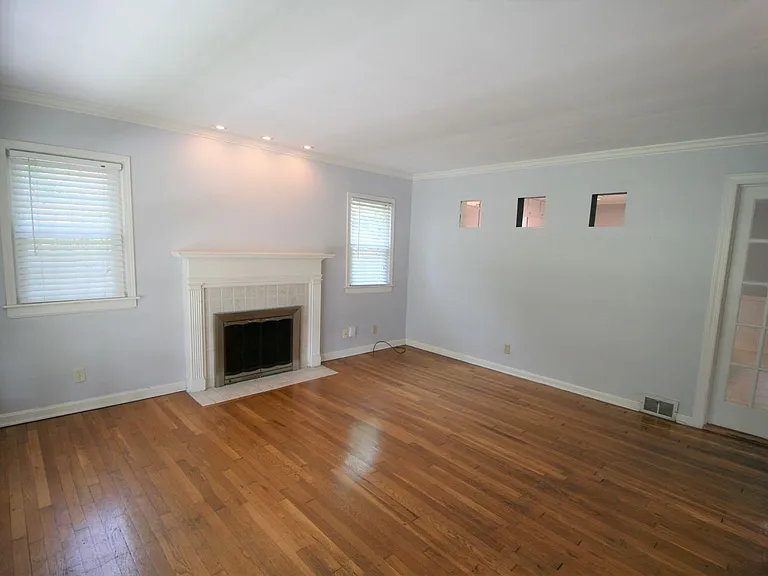 529 Reed Ln — Photo 4