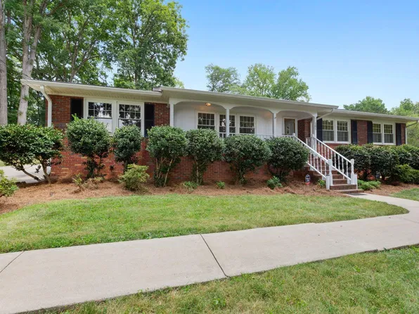105 Oak Forest Dr, Greer, SC 29650
