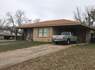 404 E College St, Fredericksburg, TX 78624