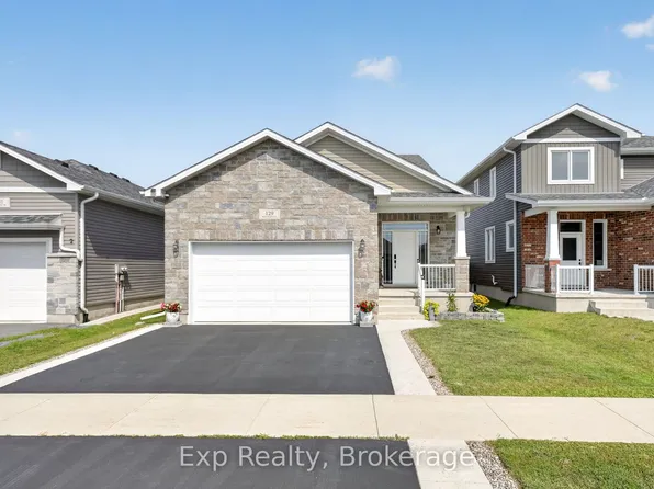 129 Brennan Cres, Loyalist, ON K0H 2H0