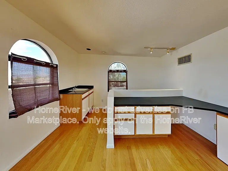 2860 Edgewood Dr — Photo 24