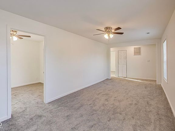 5th image of 4301 E 30th St
