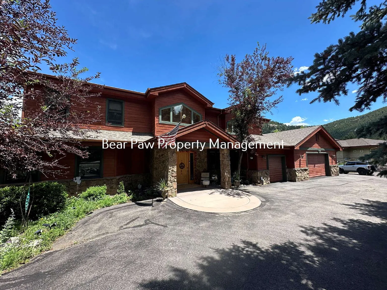 3 bed, 3.5 bath, 5200 sqft, $3,800 — Photo 3