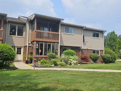 10161 Nancys Blvd, Grosse Ile, MI, 48138
