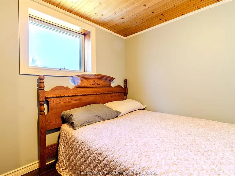 6630 Talbot Trl — Photo 34