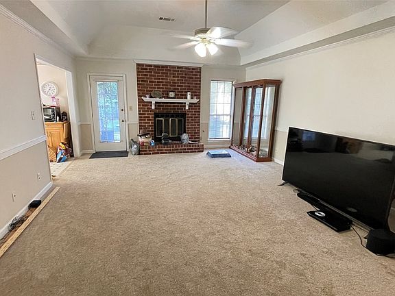 4th image of 6125 Willow Glen Dr