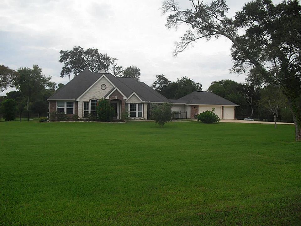 1st image of 1402 Chocolate Bayou Dr