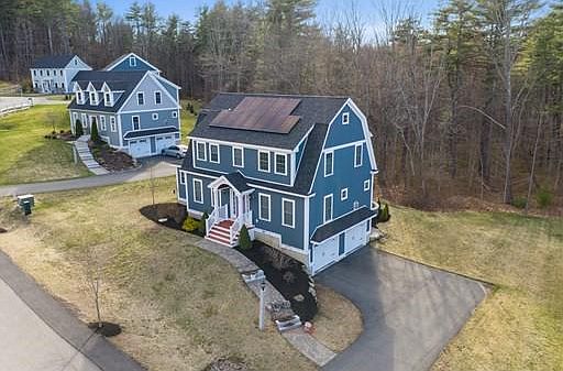 1st image of 5 Locke Hill Ln