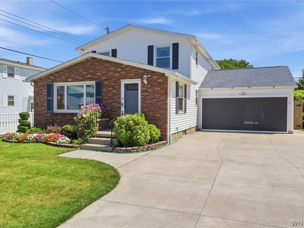 7 Jeffrey Dr, Depew, NY 14043