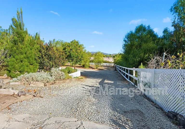 30605 De Portola Rd — Photo 37