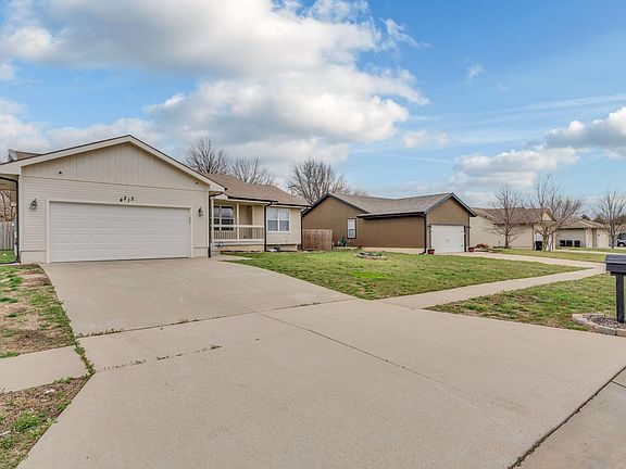 2nd image of 4312 SE Chisolm Rd