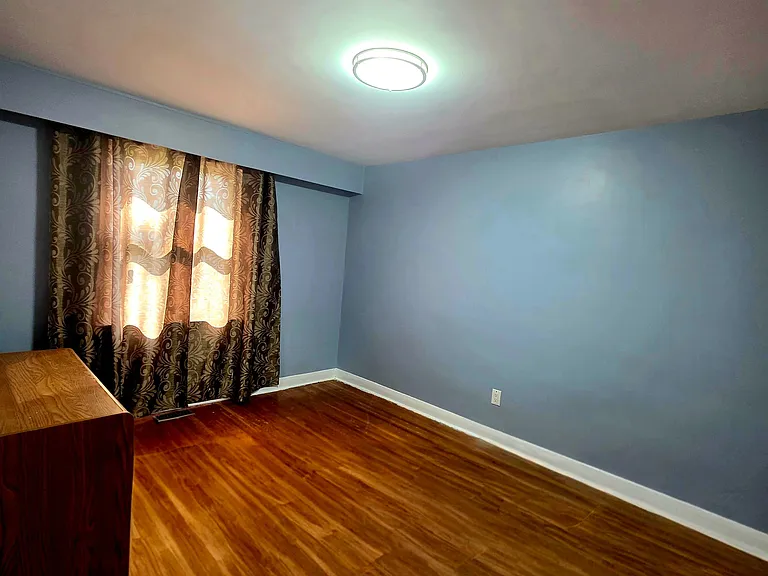 34 Crocus Dr #MAIN FLR — Photo 14