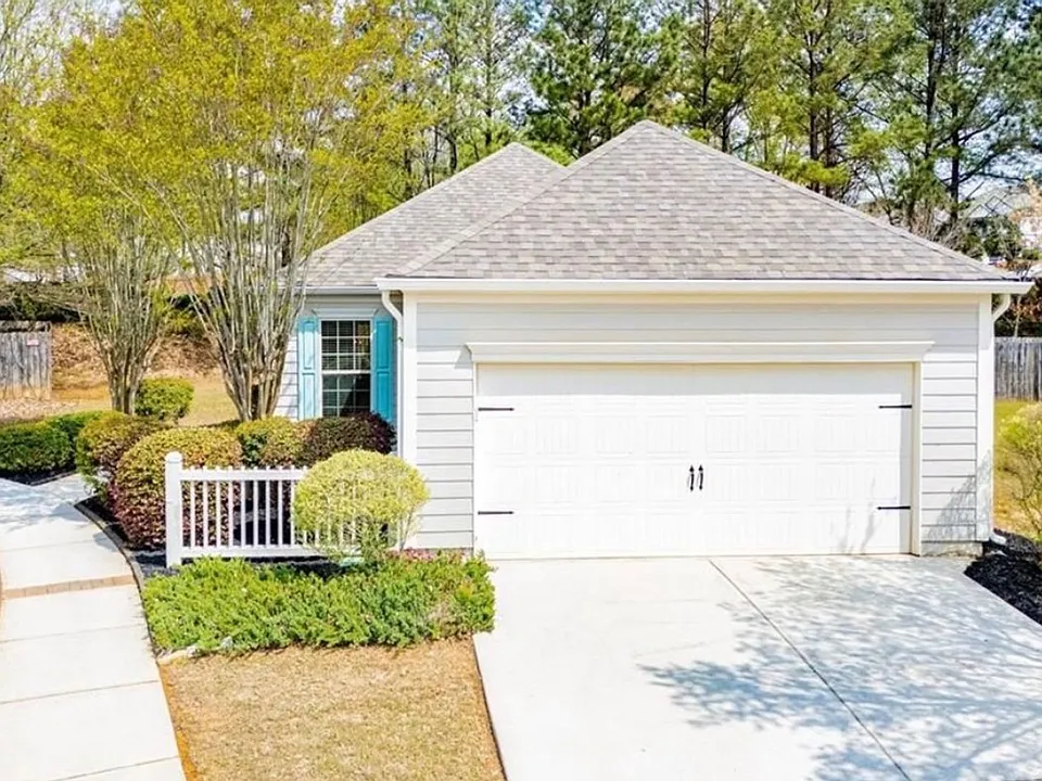 240 River Meadow Dr