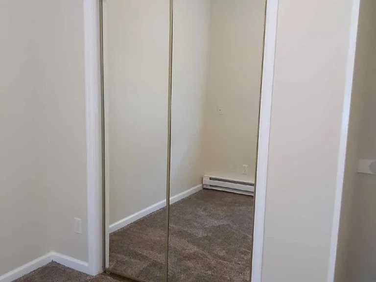 205 W 2nd St #2 — Photo 7