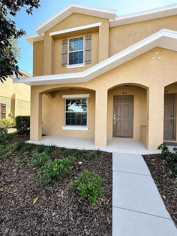 2 bed, 2.5 bath, 1365 sqft, $1,850 — Photo 1