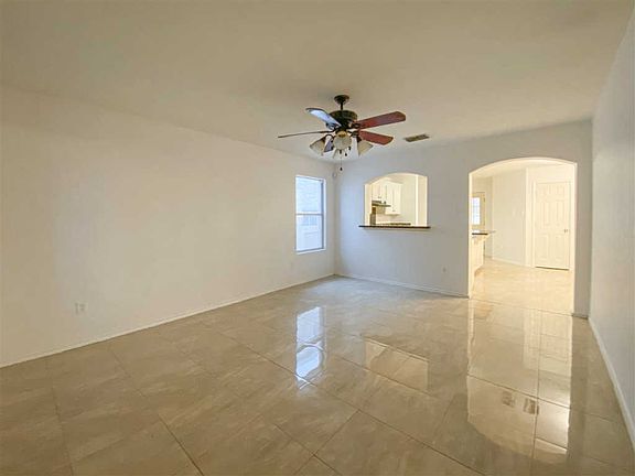 4th image of 531 Gandara Dr