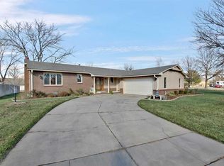 6920 E Kentford Cir, Wichita, KS 67226