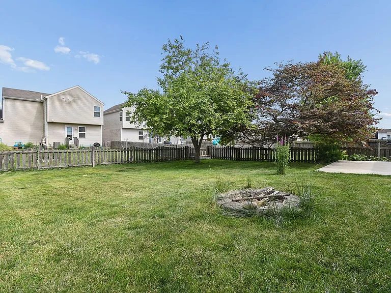 486 Ruffin Dr — Photo 33