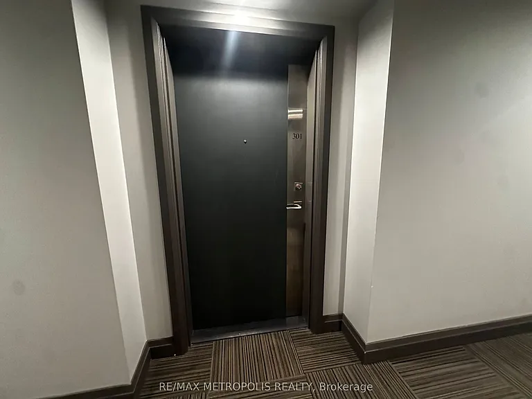 58 Adam Sellers St #301 — Photo 3