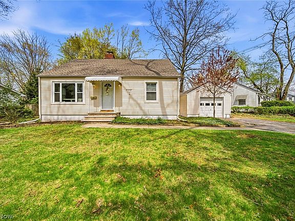 2nd image of 7857 Emery Cir
