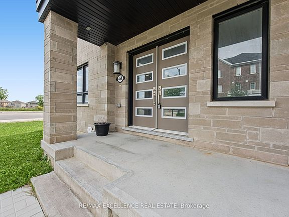 4th image of 454 Remembrance Rd