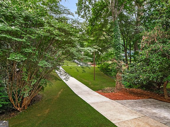 3rd image of 3176 Ann Rd SE