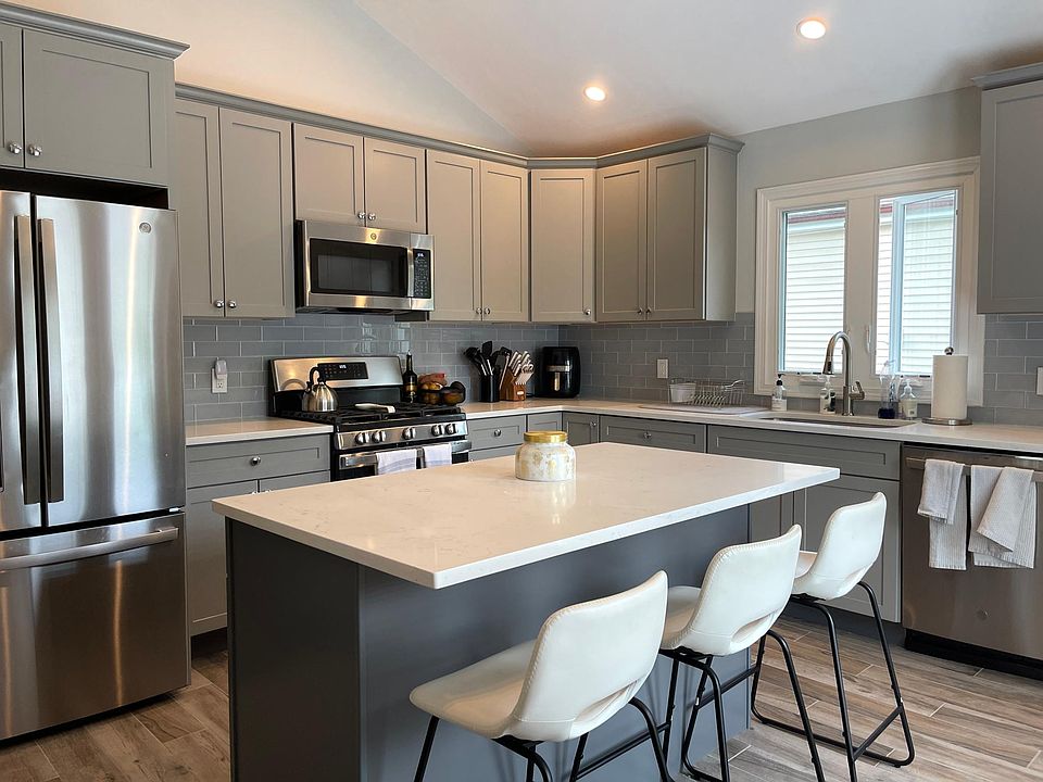 47 Dighton St Brighton MA Zillow