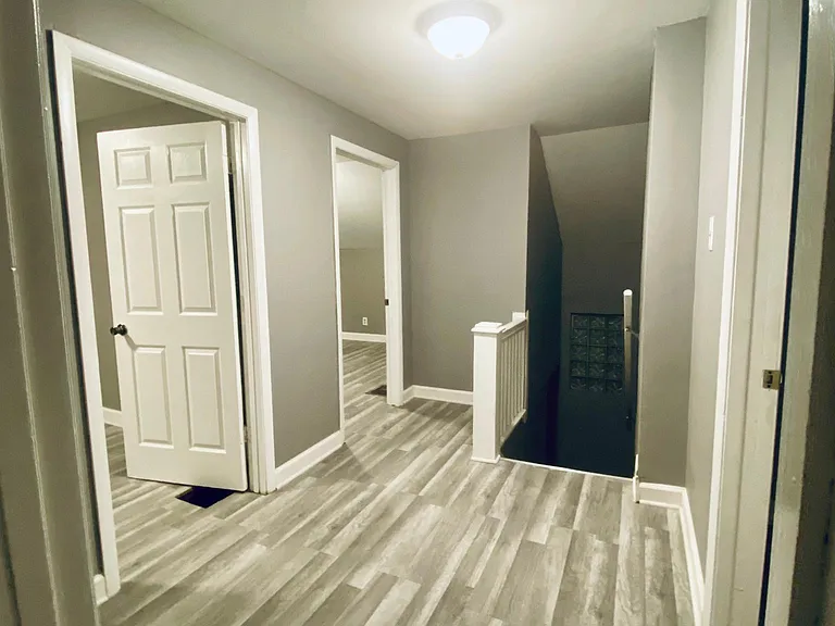 826 Merrill St — Photo 2