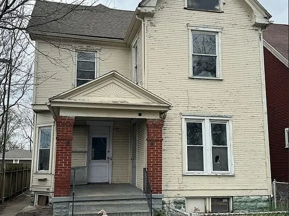 27 Lawn St, Dayton, OH 45405