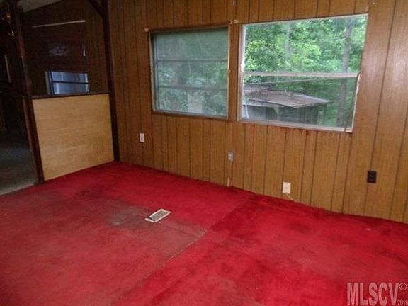 2nd image of 112 Vance Ln
