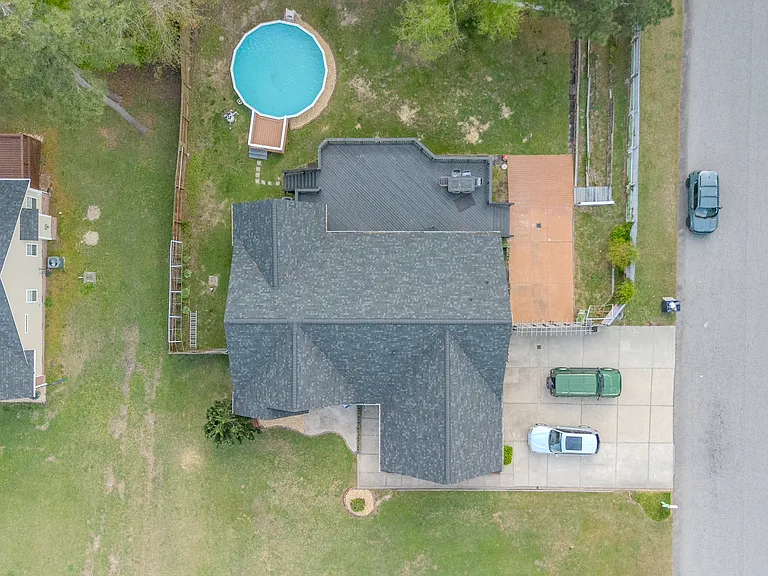 220 Dolphin Dr — Photo 38