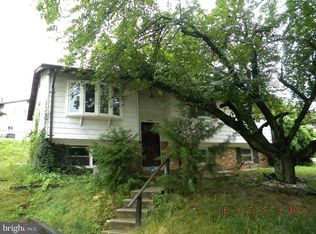 6504 Maureen Ct, Landover, MD 20785