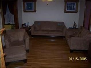 2nd image of 820 Bailey Ave