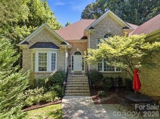 136 Edge Hill Dr, Fort Mill, SC 29715