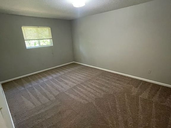 5th image of 1002 Salisbury St APT 6-B