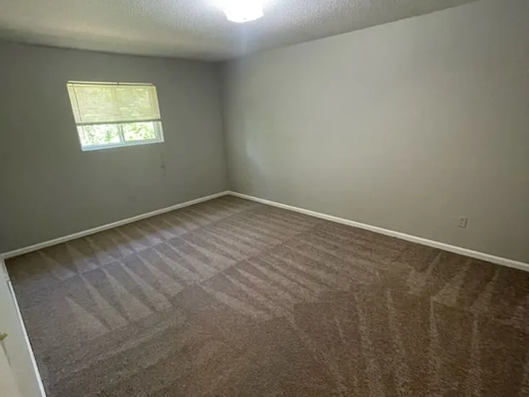 1002 Salisbury St #6-B — Photo 5