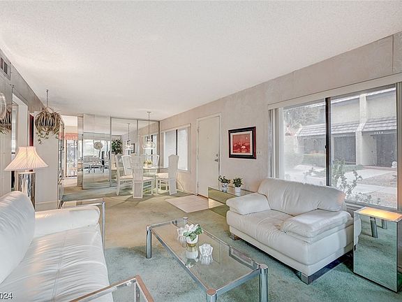 4th image of 4653 Comnor Hill Ln #0